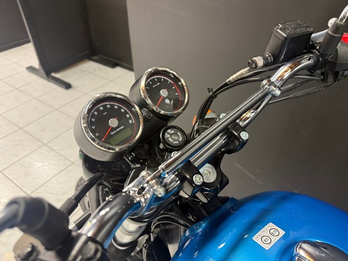 2023 Royal Enfield INTERCEPTOR 650 E5 CLASSIC Blue