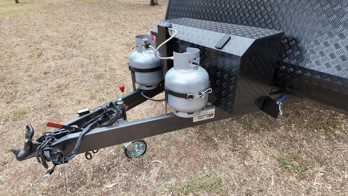 2025 Newlands Family Tourister 600