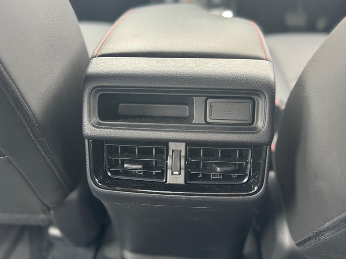 2025 Isuzu D-MAX X-TERRAIN