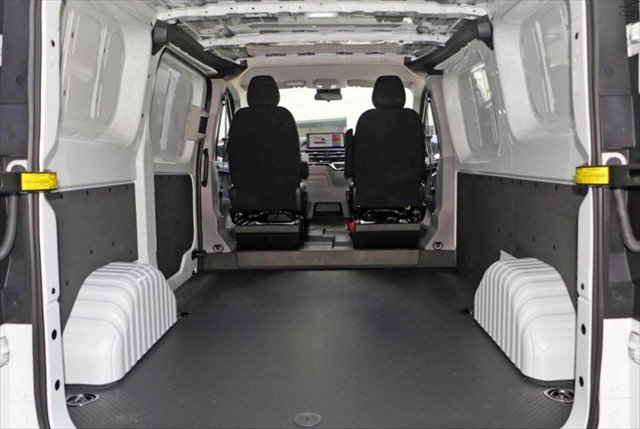 2025 LDV Deliver 7