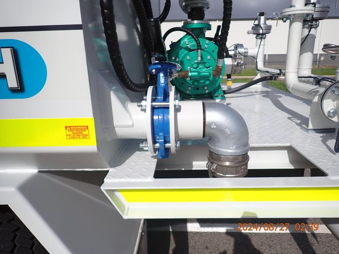 2025 Isuzu F Series FYH 300-350 White