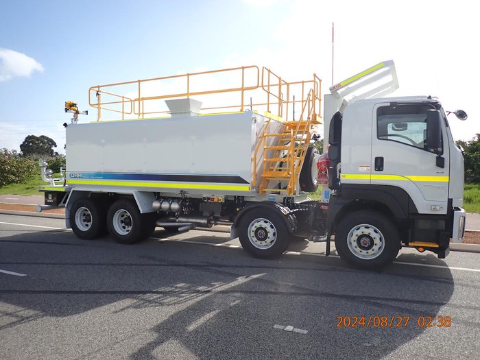 2024 Isuzu Fyh ORH ISUZU FYH 300-350 WATER TRUCKS AVAILABLE NOW! White
