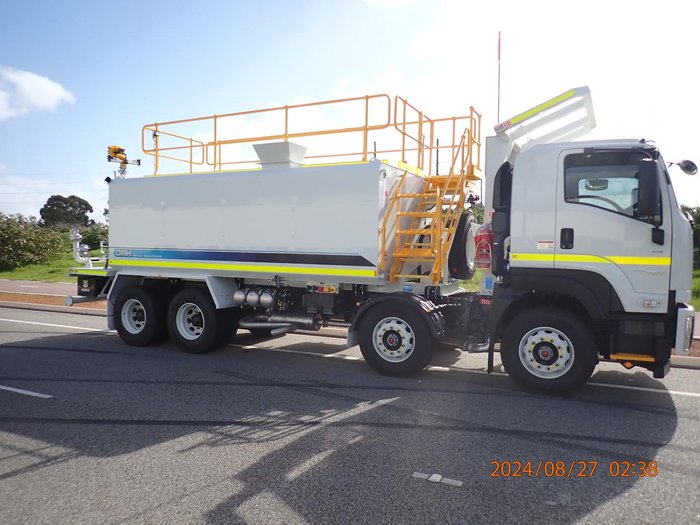 2024 Isuzu Fyh ORH ISUZU FYH 300-350 WATER TRUCKS AVAILABLE NOW! White