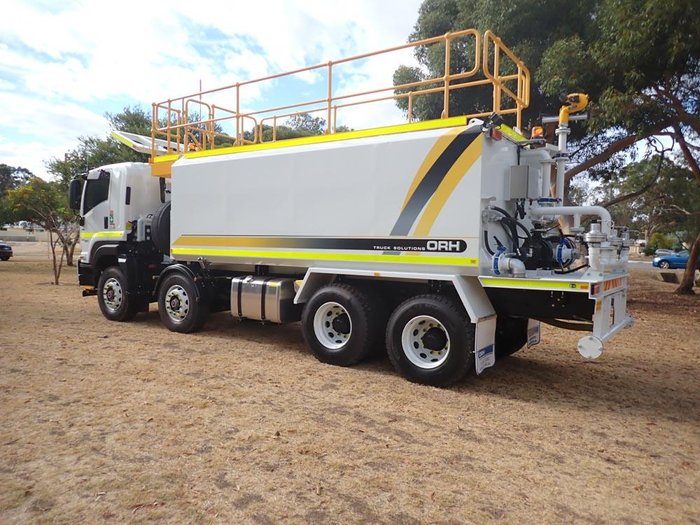 2025 Isuzu F Series FYH300-350 White