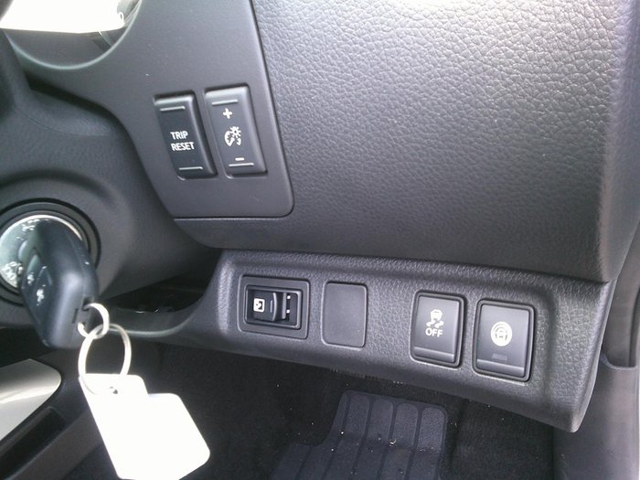 2023 Nissan Navara ST D23 MY23 4x2 Solid White