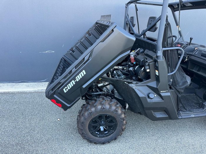 2025 Can-Am Defender XU HD9 Defender Yellow