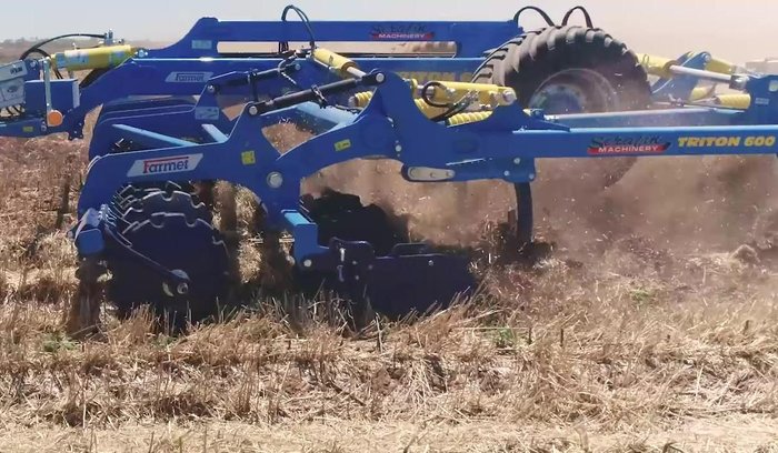 0 FARMET TRITON 600PS COMBINED DISC CULTIVATOR BLUE