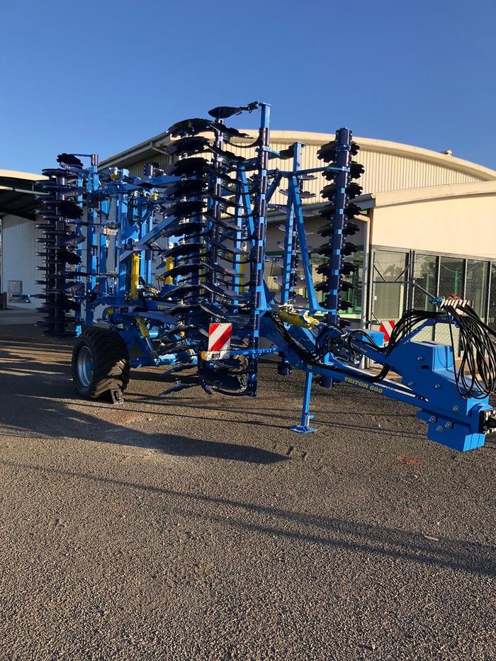 0 FARMET TRITON 600PS COMBINED DISC CULTIVATOR BLUE