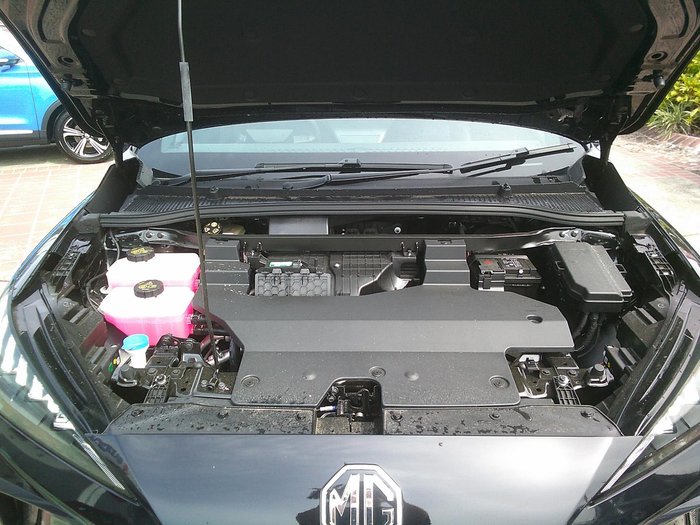 2024 MG MG4 Essence 64 MEH32 MY24 Black Pearl