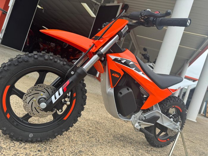 2024 KTM SX-E 2 SX-E Orange