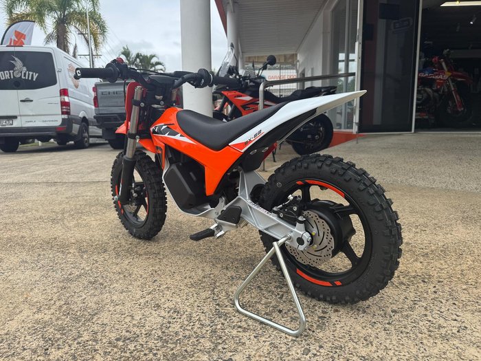 2024 KTM SX-E 2 SX-E Orange
