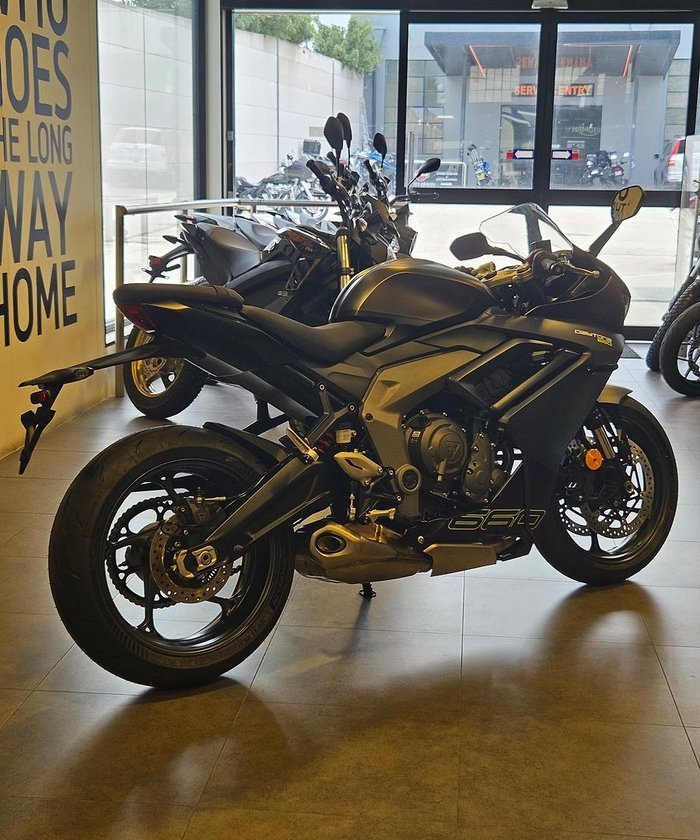 2025 Triumph Daytona 660 LAMS Daytona Black