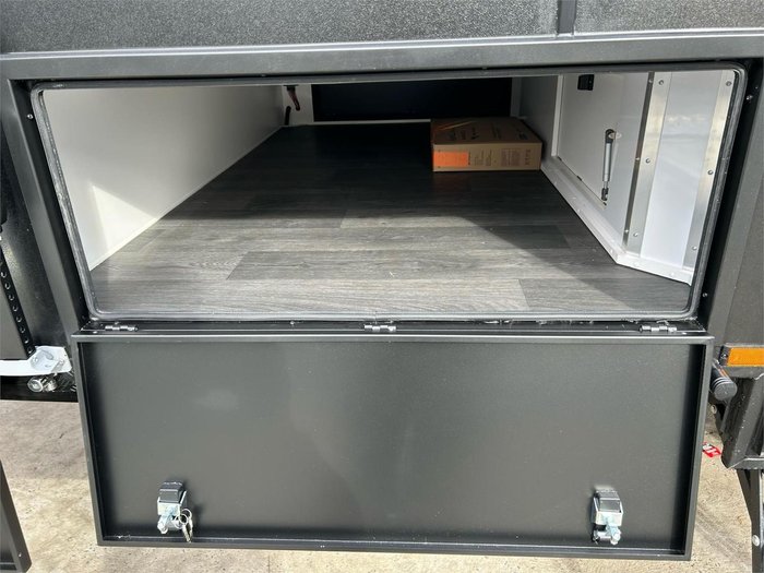 2025 Wonderland RV Amaroo 21Ft 3 Bunk