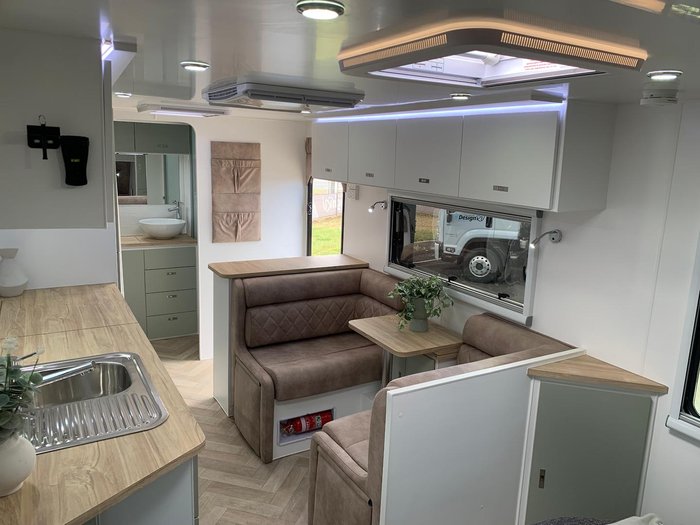 2025 Design RV Crx 5-2 20.6'