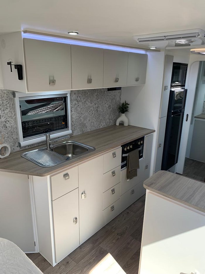 2025 Design RV Forerunner V5-3