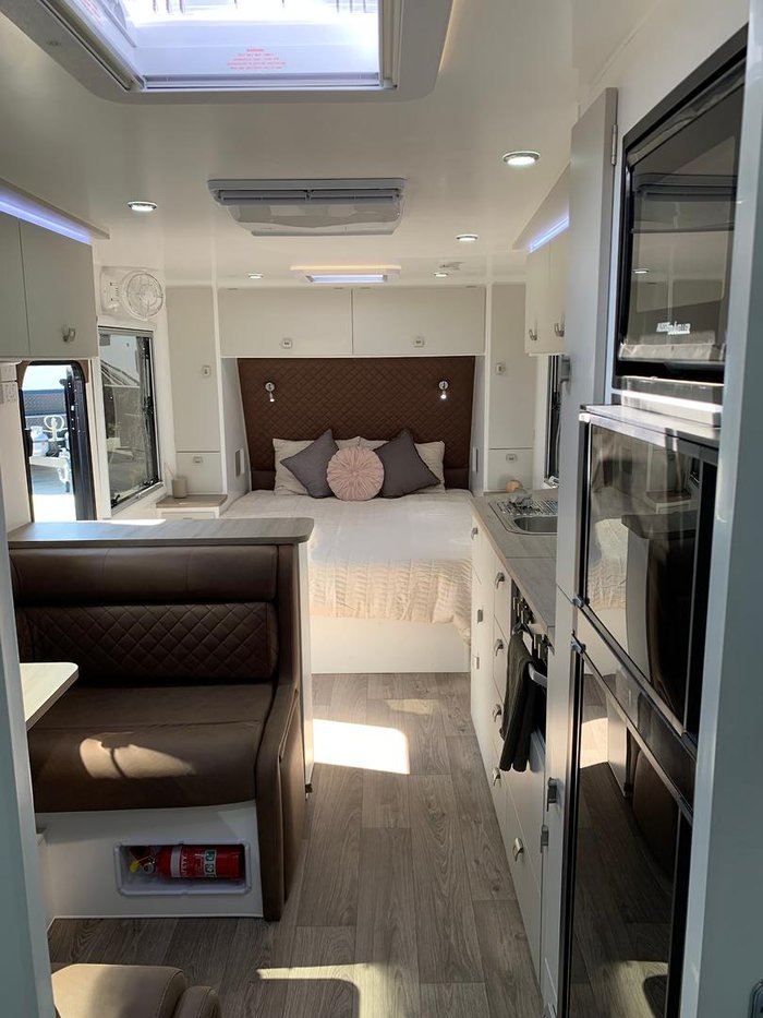 2025 Design RV Forerunner V5-3