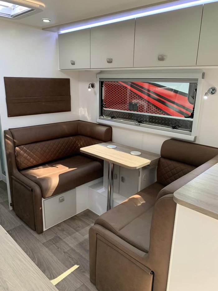 2025 Design RV Forerunner V5-3