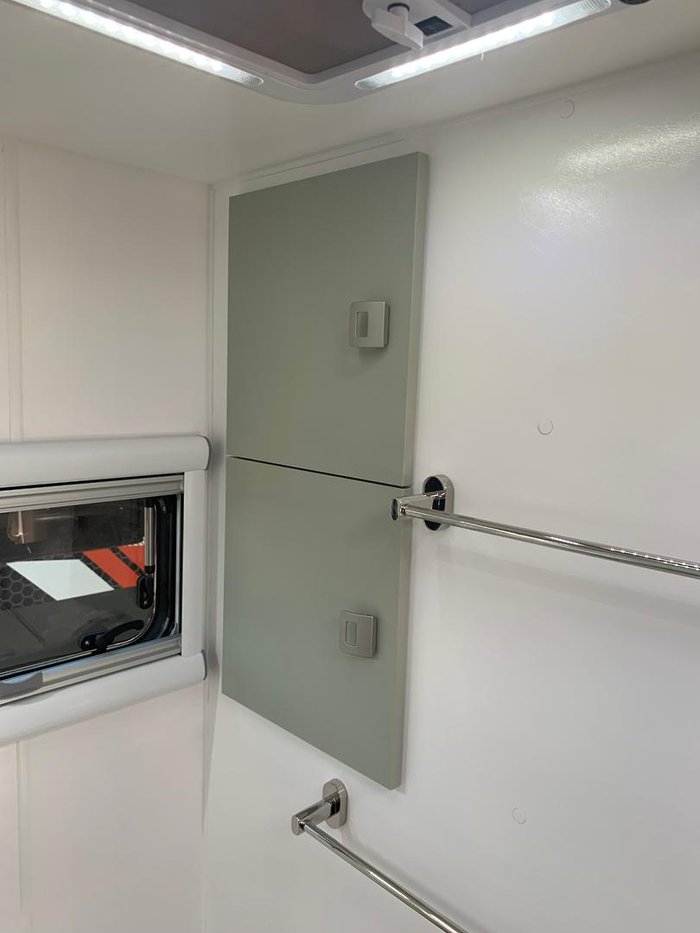 2025 Design RV Forerunner F2-6 Bunks