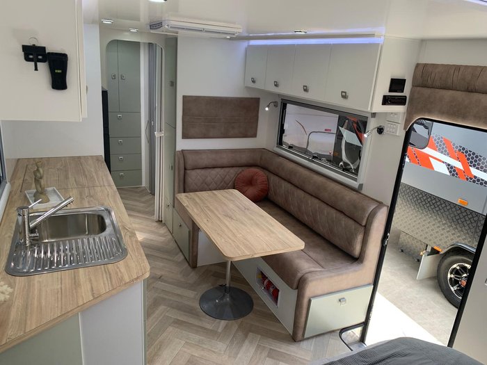 2025 Design RV Forerunner F2-6 Bunks