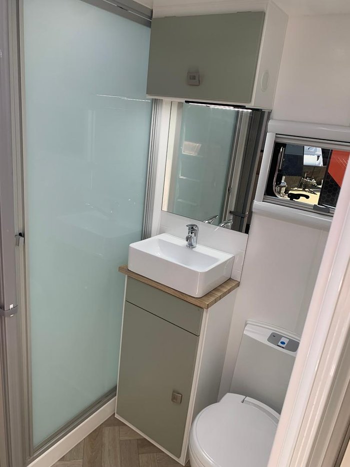 2025 Design RV Forerunner F2-6 Bunks