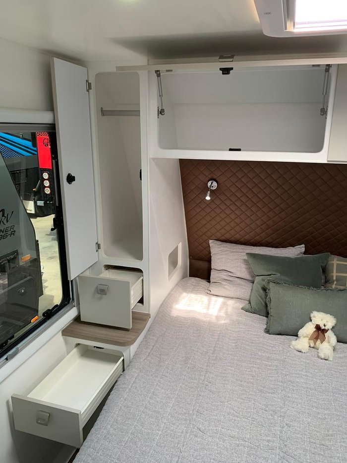 2025 Design RV Forerunner V7 21.6'