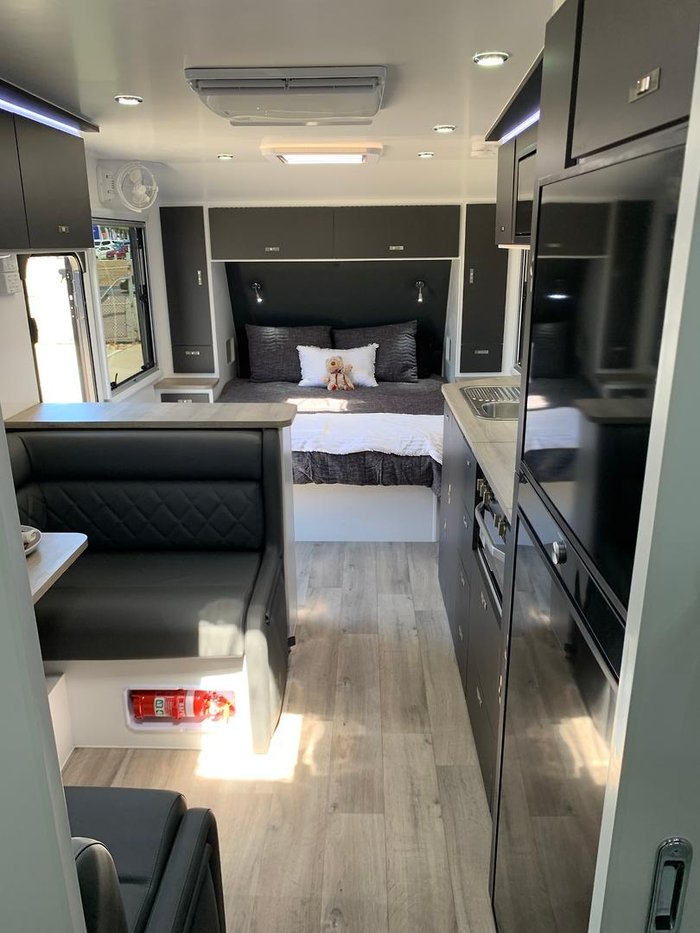 2025 Design RV Crx V5-3 20.6'