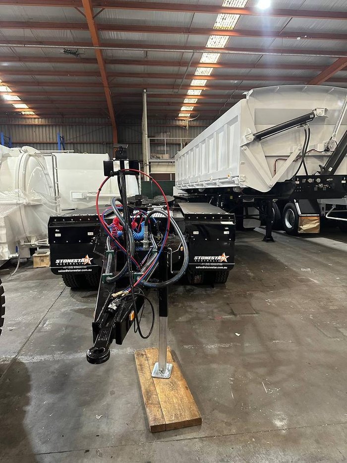 0 Stonestar Tri-Axle Dolly Red
