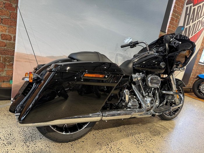 2021 Harley-Davidson Road Glide Special 114 (FLTRXS) Touring Black