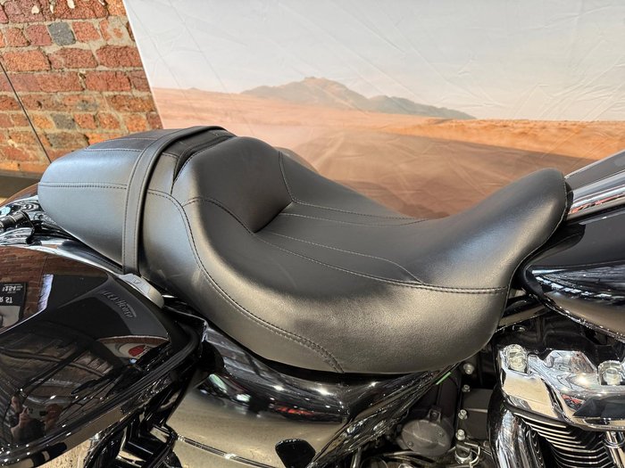2021 Harley-Davidson Road Glide Special 114 (FLTRXS) Touring Black