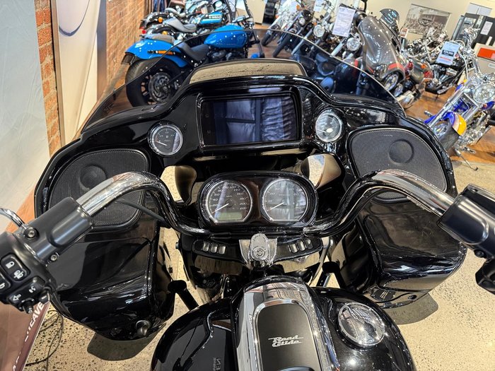 2021 Harley-Davidson Road Glide Special 114 (FLTRXS) Touring Black