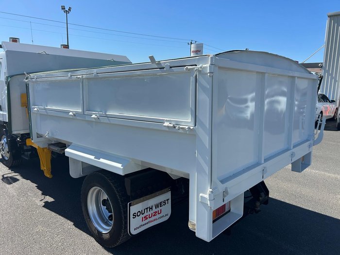 2015 Mitsubishi Canter CANTER, 815, MANUAL, TIPPER / RUBBISH BIN LIFTER, X SHIRE