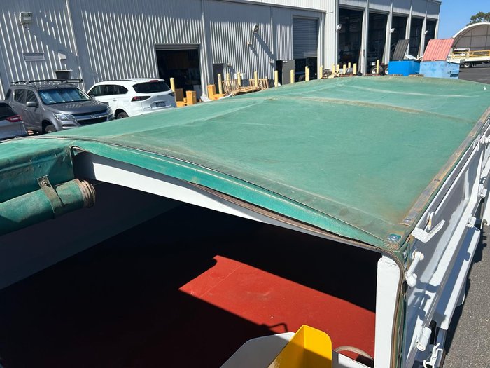 2015 Mitsubishi Canter CANTER, 815, MANUAL, TIPPER / RUBBISH BIN LIFTER, X SHIRE