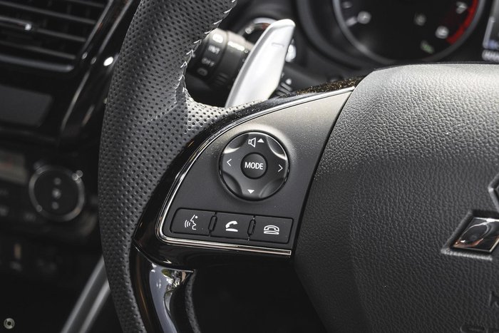 2024 Mitsubishi Eclipse Cross Black Edition