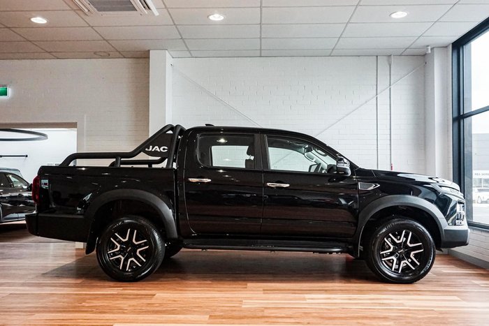 2024 JAC T9 Oasis
