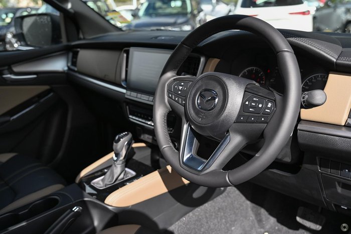 2024 Mazda BT-50 SP