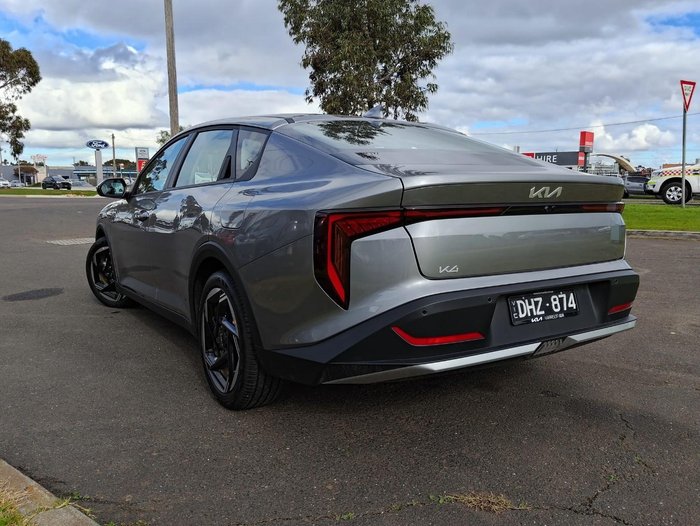 2025 Kia K4 Sport