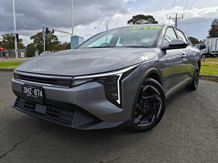 2025 Kia K4 Sport