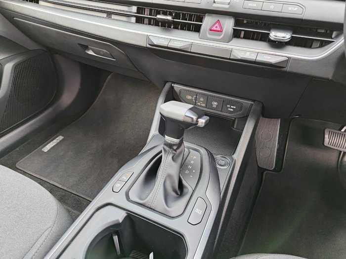 2025 Kia K4 Sport