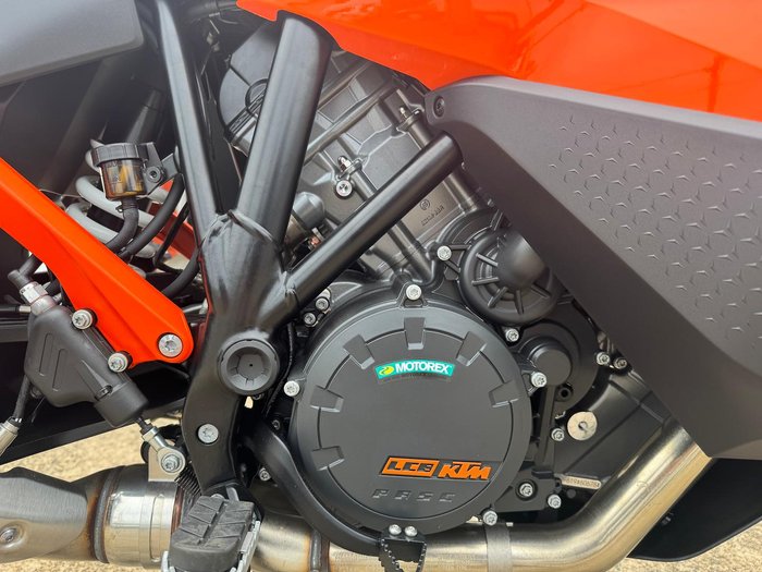 2023 KTM 1290 Super Adventure S Super Adventure Orange