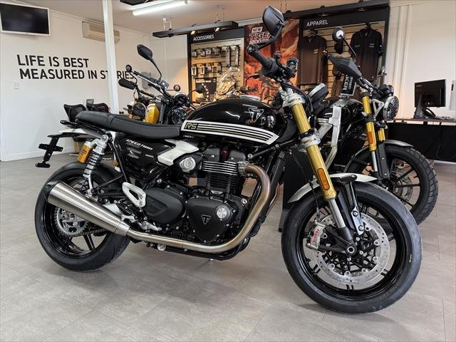 2024 Triumph Speed Twin 1200 RS Speed Twin Black