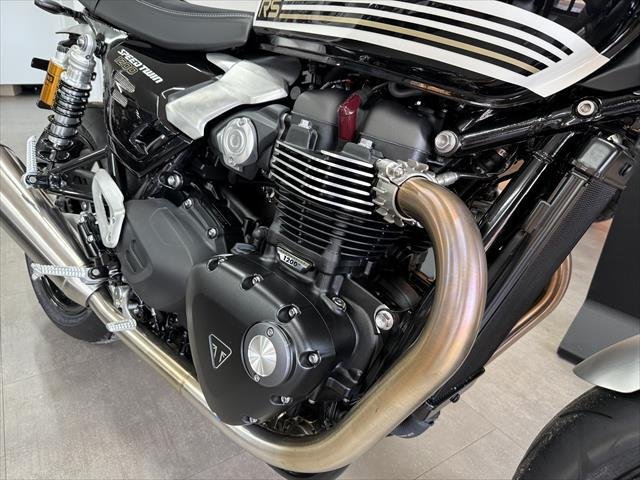 2024 Triumph Speed Twin 1200 RS Speed Twin Black