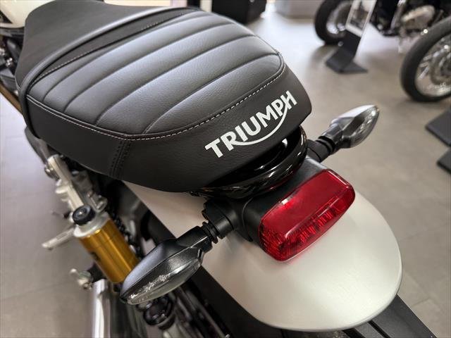 2024 Triumph Speed Twin 1200 RS Speed Twin Black