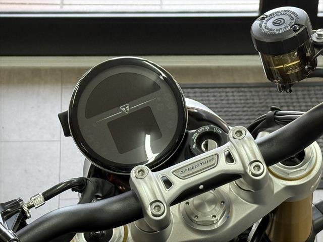 2024 Triumph Speed Twin 1200 RS Speed Twin Black