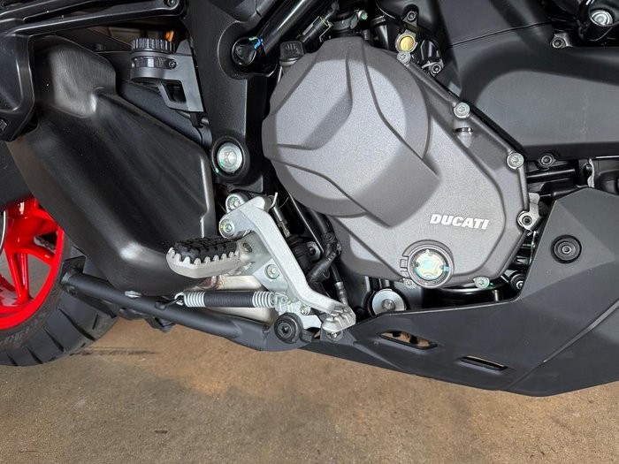 2024 Ducati Multistrada V2 S Multistrada Black