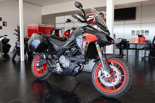 2024 Ducati Multistrada V2 S Multistrada Black