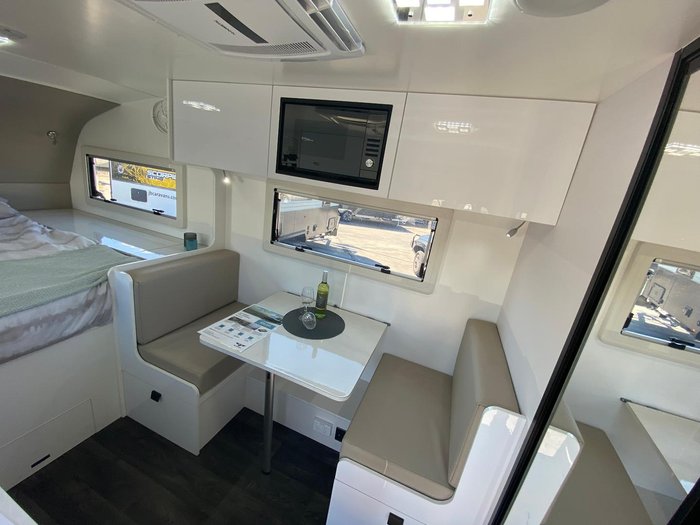 2024 JB Caravans Gator 16' Full Offroad Hybrid Caravan