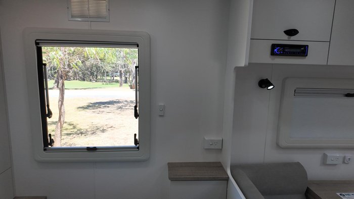 2025 Newlands Tourister 550