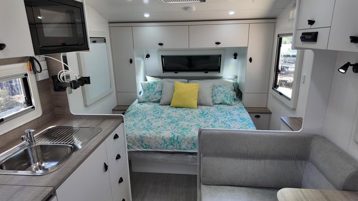 2025 Newlands Tourister 550