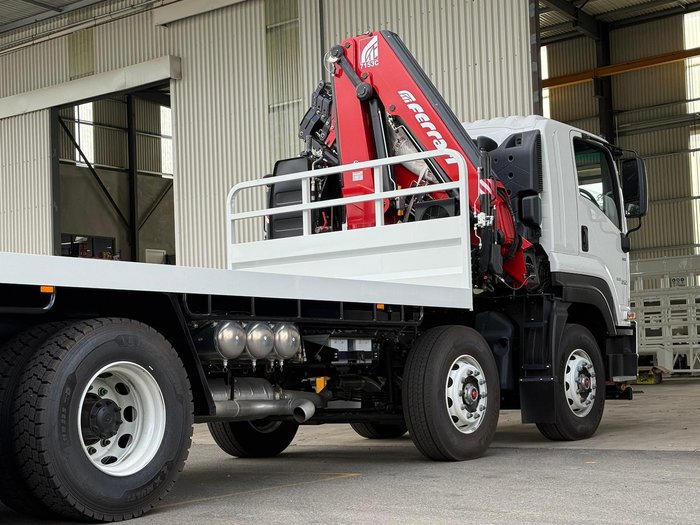 2025 Isuzu F Series FYH300-350 White