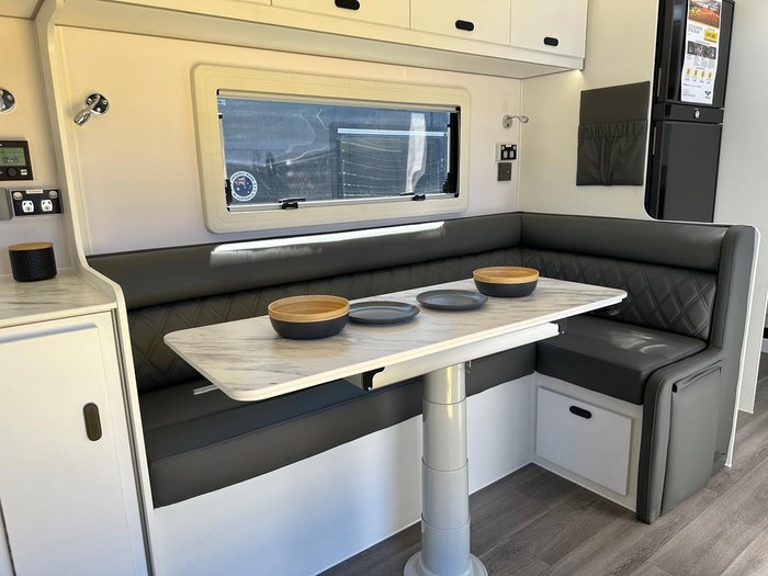 2025 JB Caravans Scorpion Sting 21'6 Family Bunk